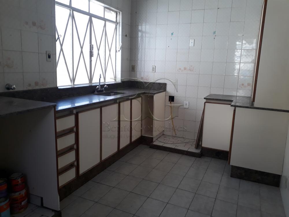 Comprar Casas / Padrão em Poços de Caldas apenas R$ 350.000,00 - Foto 4 Comprar Casas / Padrão em Poços de Caldas apenas R$ 350.000,00 - Foto 4