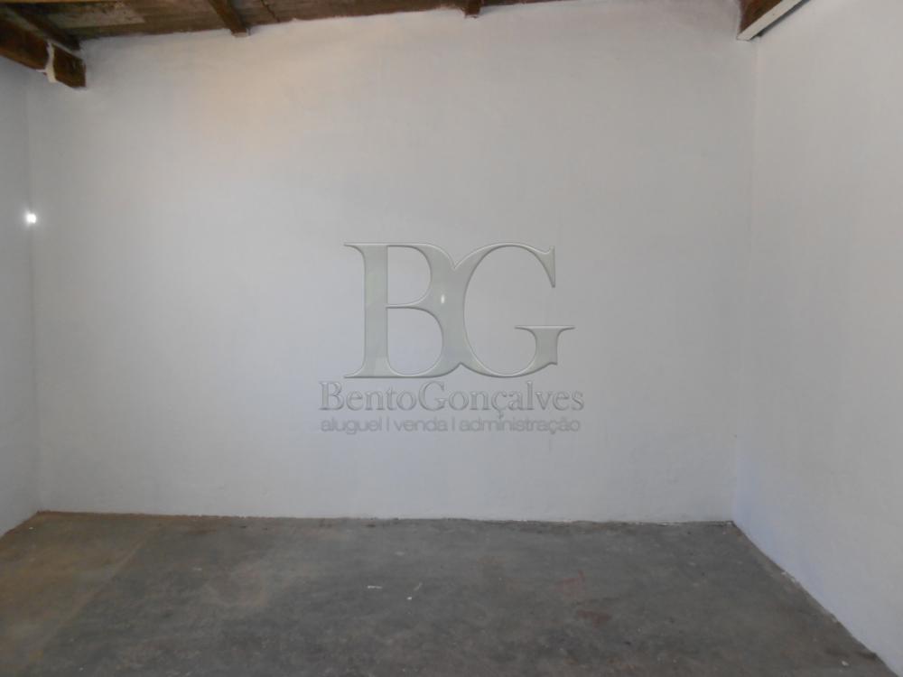 Quarto da Área de Serviço Alugar Casas / Padrão em Poços de Caldas R$ 900,00 - Foto 8