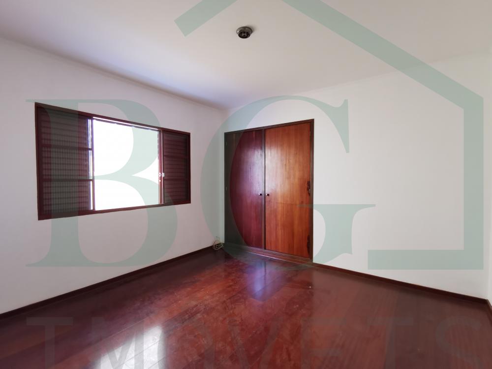Alugar Apartamentos / Padrão em Poços de Caldas R$ 1.250,00 - Foto 6