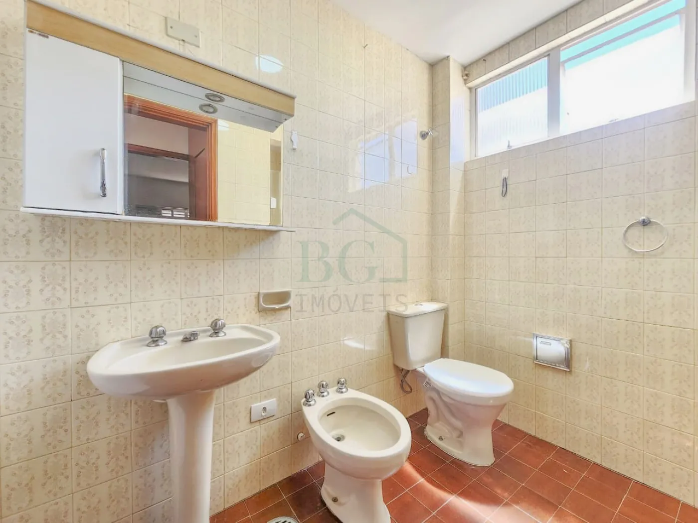 BANHEIRO SOCIAL Alugar Apartamentos / Padrão em Poços de Caldas R$ 1.400,00 - Foto 14