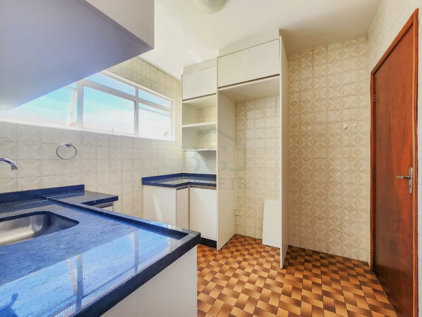 COZINHA Alugar Apartamentos / Padrão em Poços de Caldas R$ 1.400,00 - Foto 13