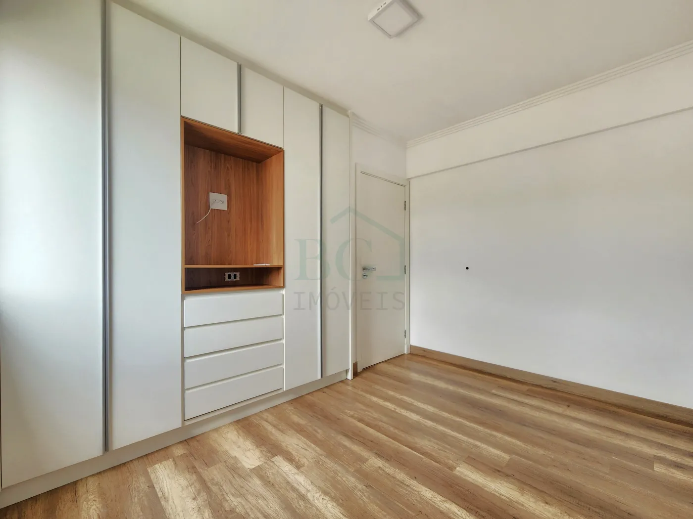 Apartamento para alugar com 3 quartos, 177m² - Foto 17