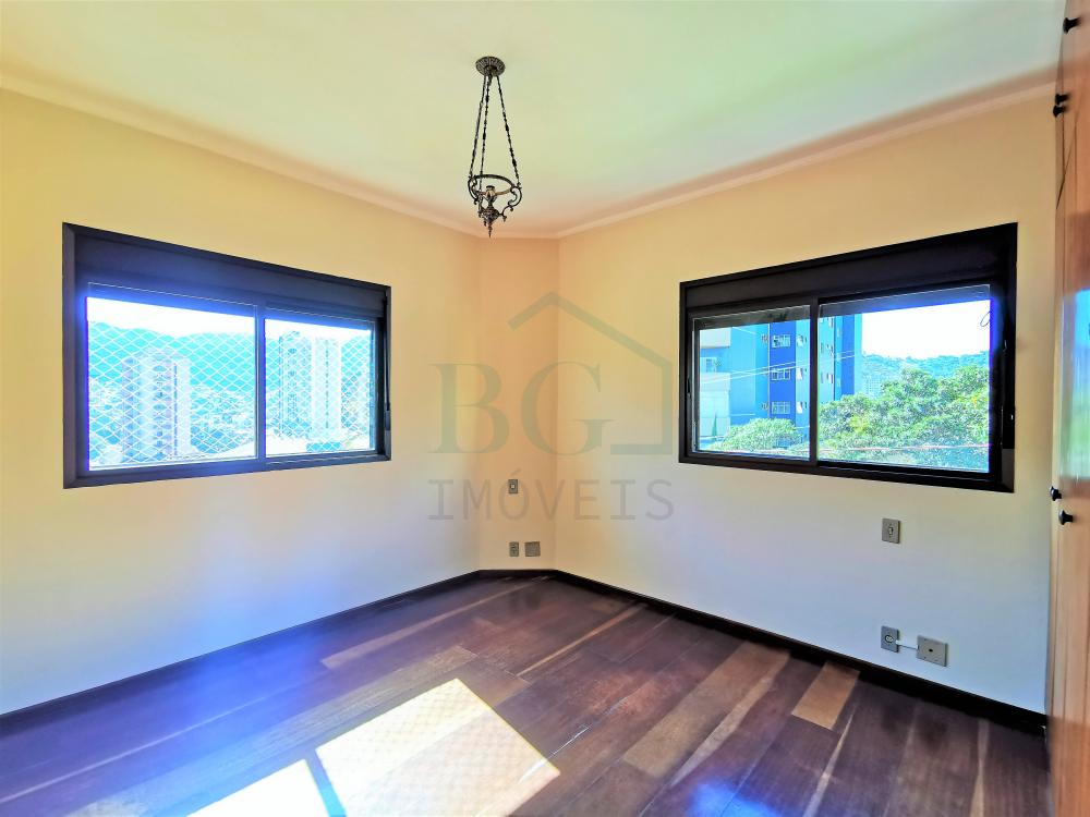 Alugar Apartamentos / Padrão em Poços de Caldas R$ 1.800,00 - Foto 19
