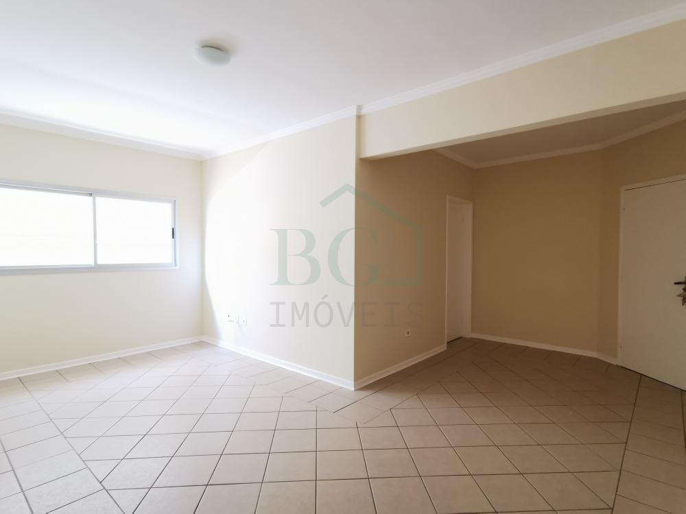 Apartamento para alugar com 2 quartos, 115m² - Foto 3