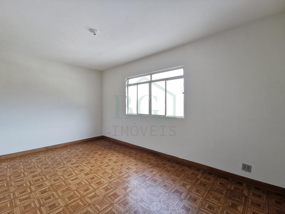 Alugar Apartamentos / Padrão em Poços de Caldas R$ 950,00 - Foto 3
