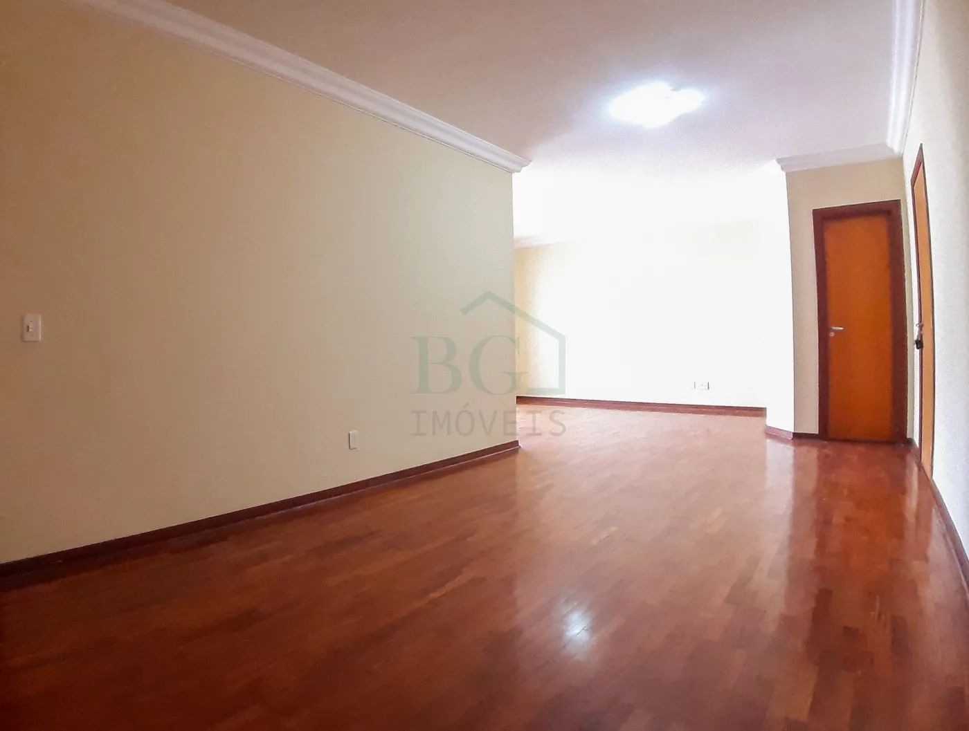 Apartamento à venda com 3 quartos, 123m² - Foto 9