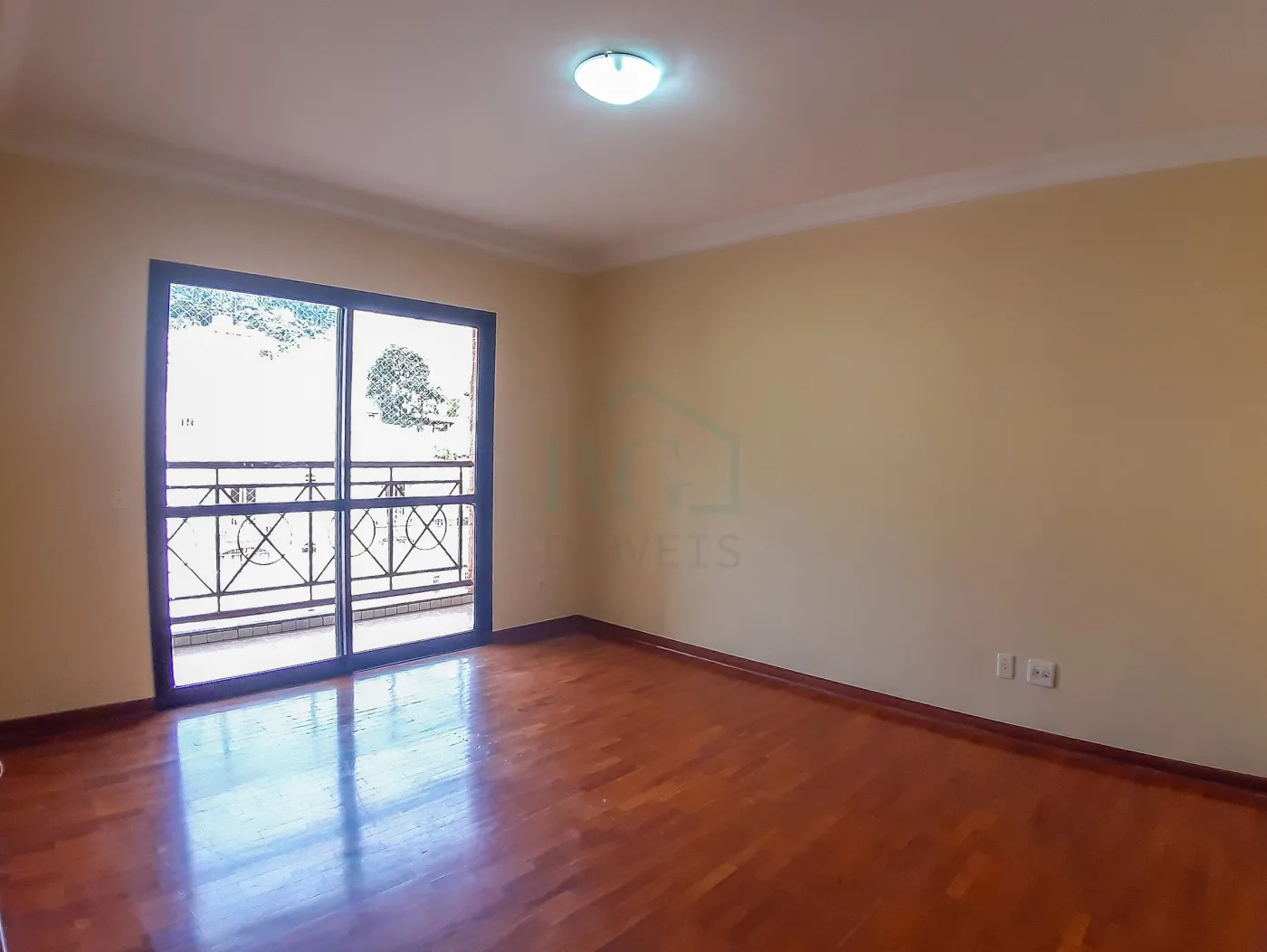 Apartamento à venda com 3 quartos, 123m² - Foto 5