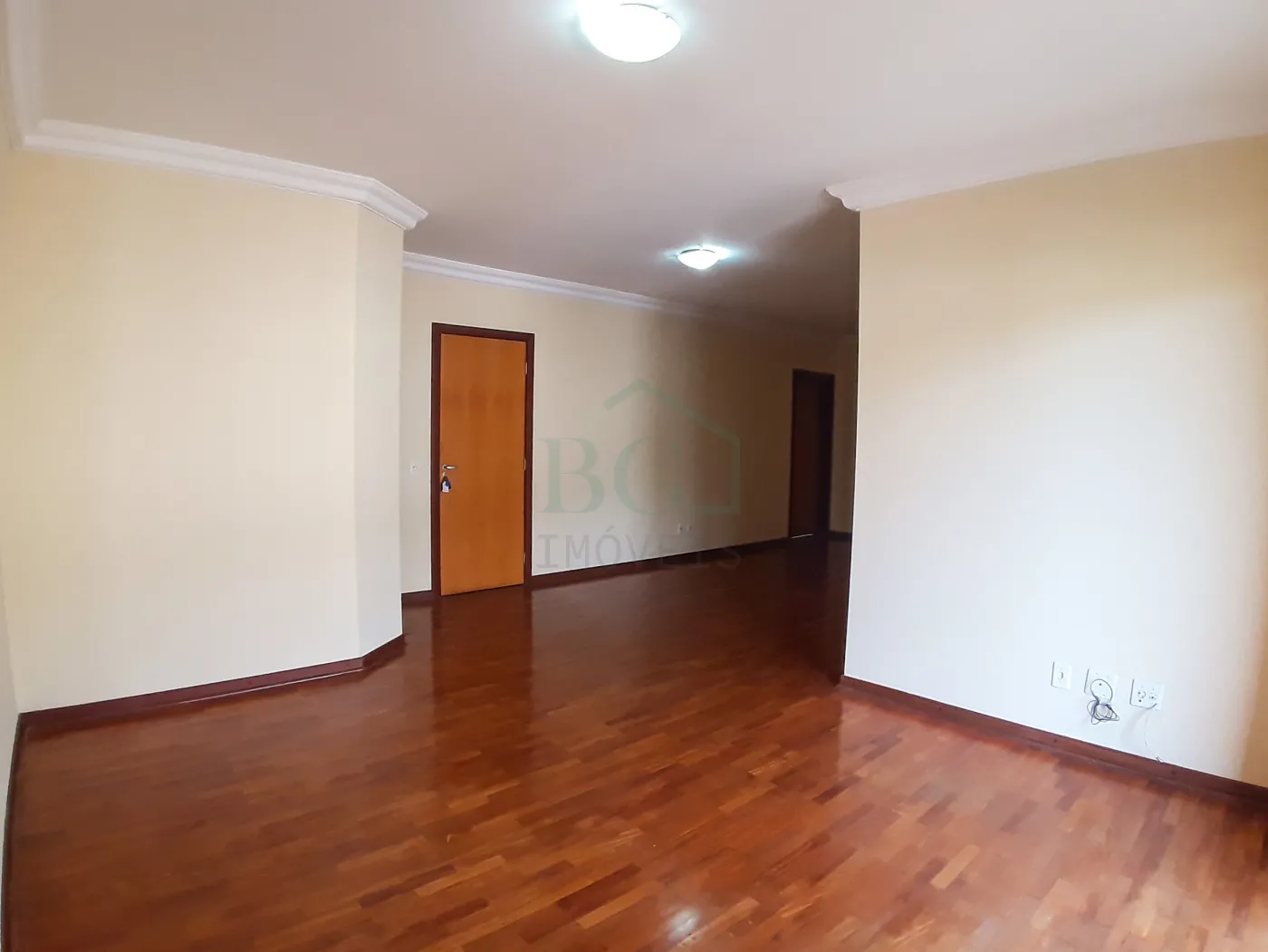 Apartamento à venda com 3 quartos, 123m² - Foto 7