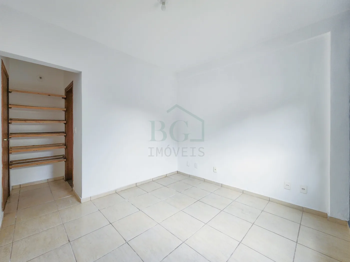 Casa para alugar com 2 quartos, 50m² - Foto 7