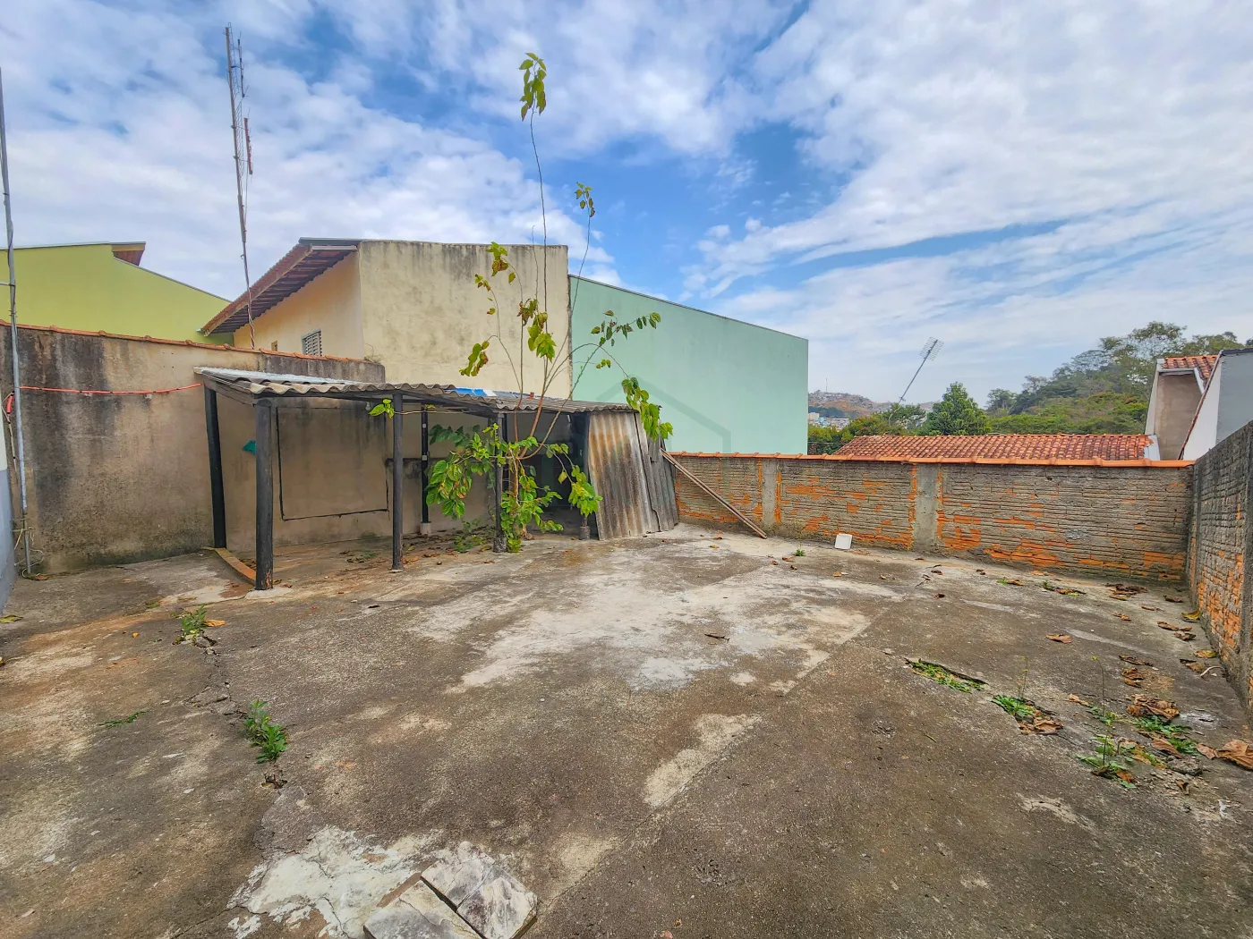 Casa para alugar com 2 quartos, 50m² - Foto 16