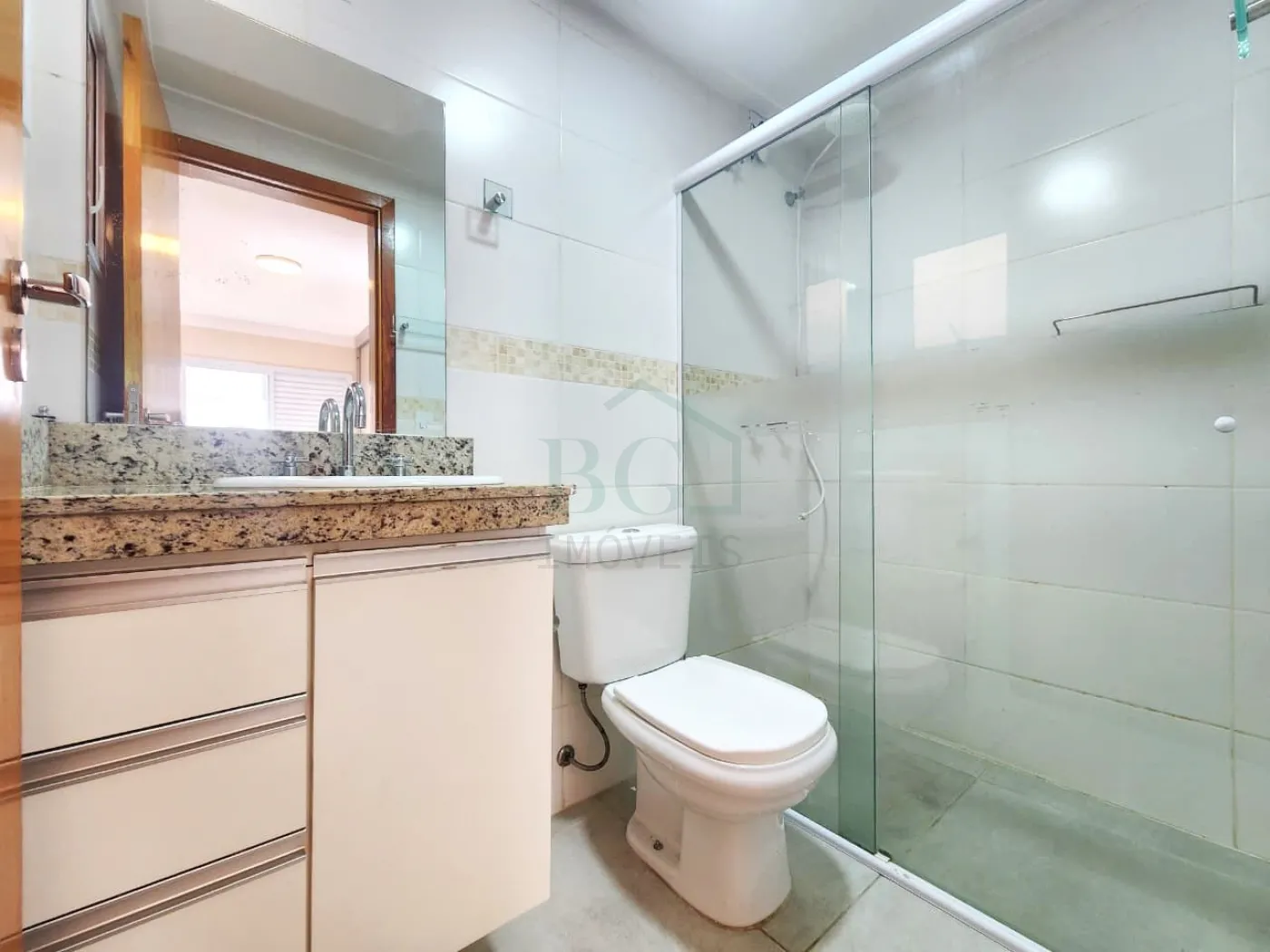 BANHEIRO SUÍTE Alugar Apartamentos / Padrão em Poços de Caldas R$ 1.500,00 - Foto 10