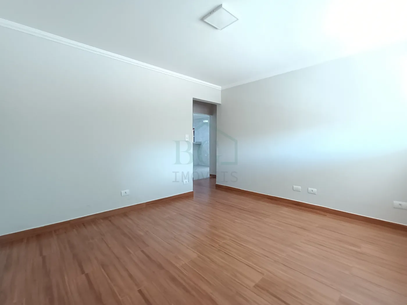 Casa à venda com 3 quartos, 110m² - Foto 4