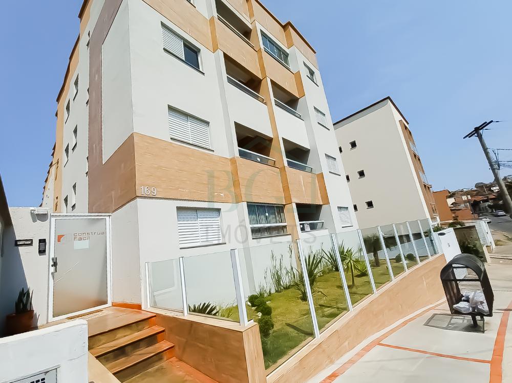 Apartamento à venda com 3 quartos, 113m² - Foto 1