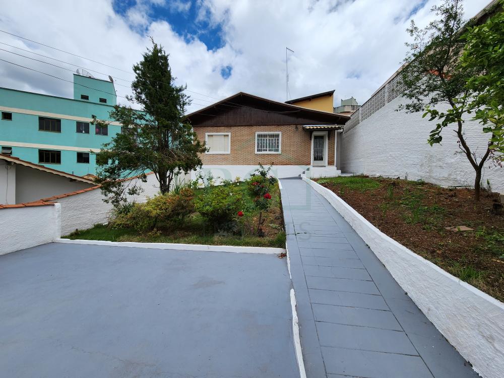 QUINTAL (FRENTE) Alugar Casas / Padrão em Poços de Caldas R$ 1.200,00 - Foto 21