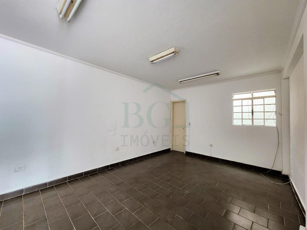 SALA (ÁREA DE SERVIÇO) Alugar Casas / Padrão em Poços de Caldas R$ 1.200,00 - Foto 13