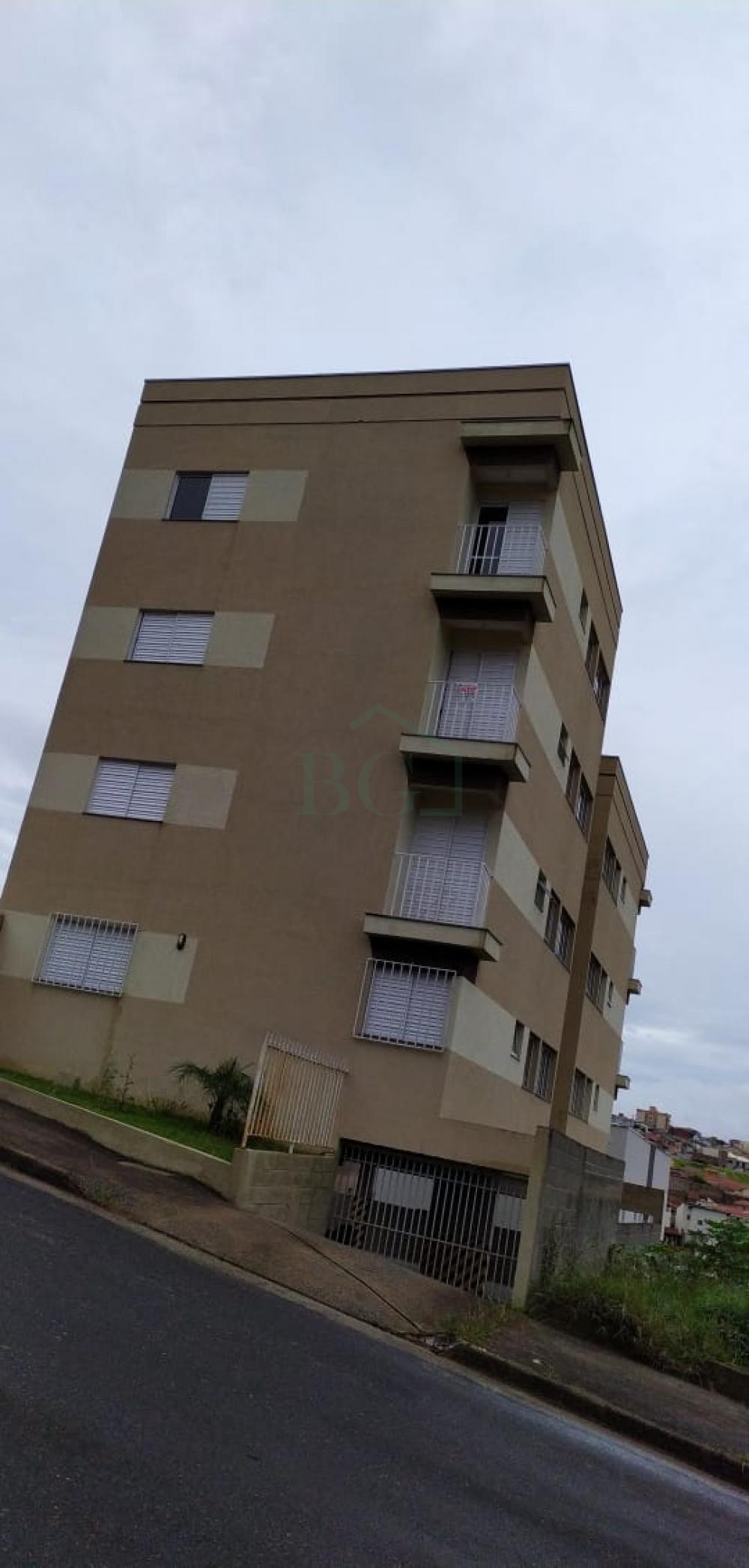 Comprar Apartamentos / Padrão em Poços de Caldas R$ 300.000,00 - Foto 2