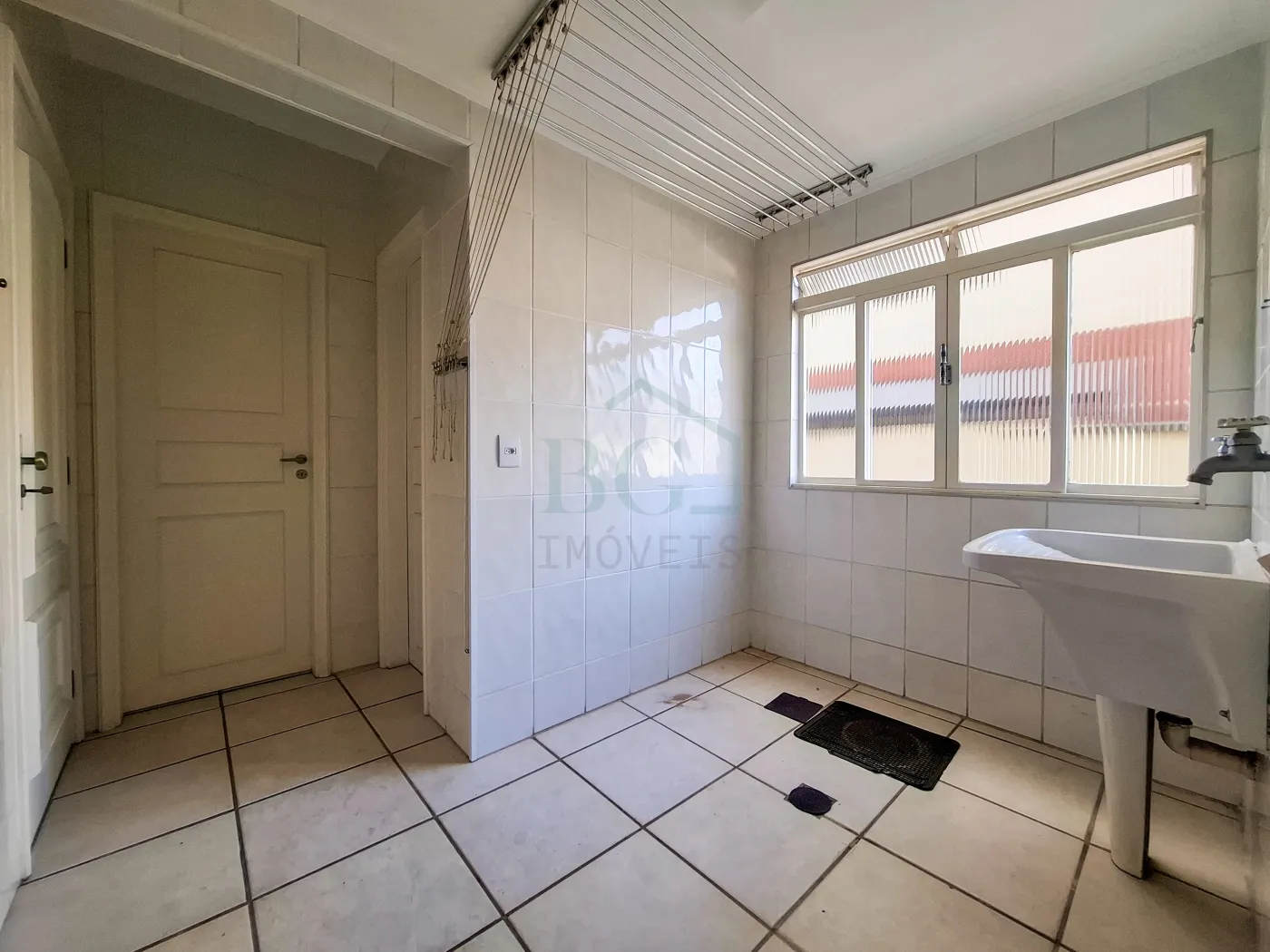 Apartamento à venda com 3 quartos, 130m² - Foto 17