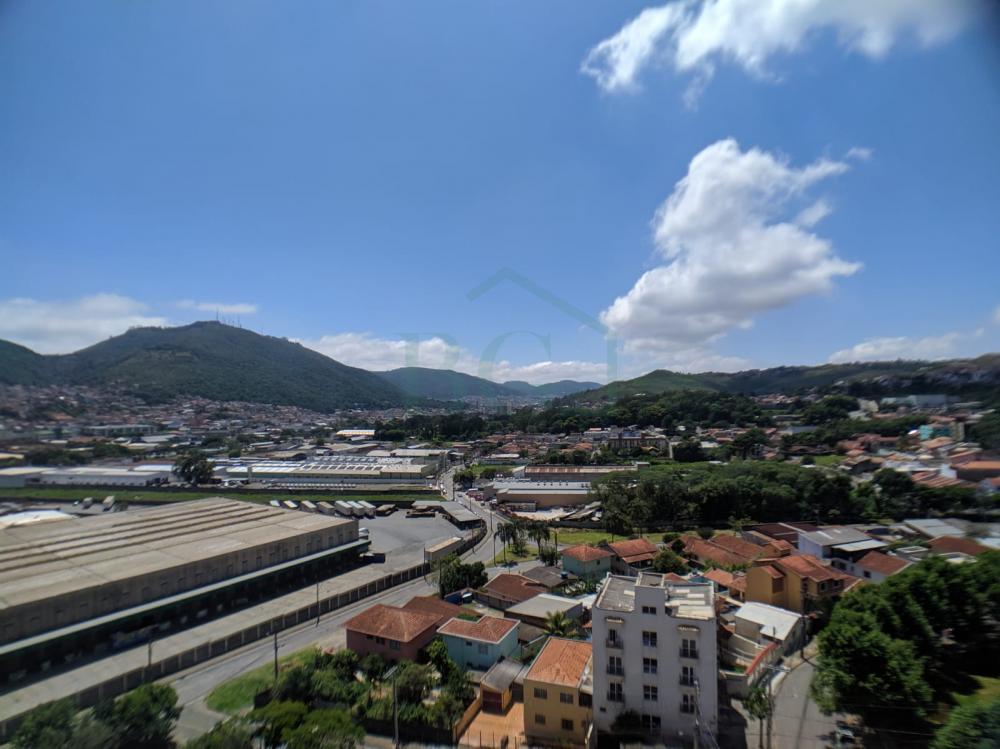 Apartamento à venda com 2 quartos, 78m² - Foto 16