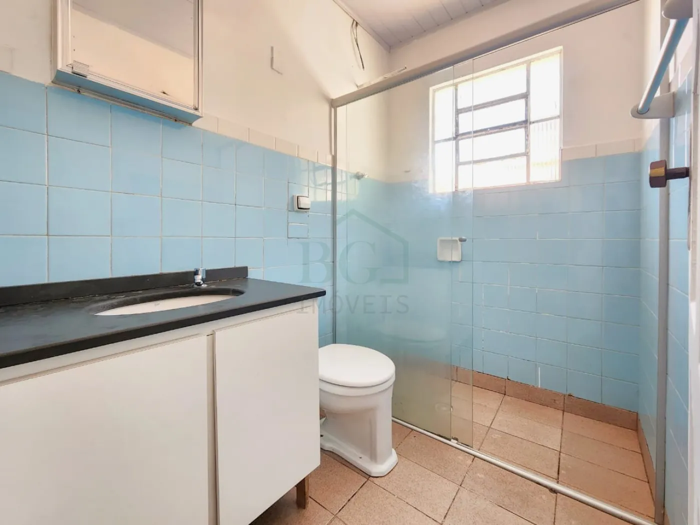 BANHEIRO SOCIAL Alugar Casas / Padrão em Poços de Caldas R$ 1.300,00 - Foto 12