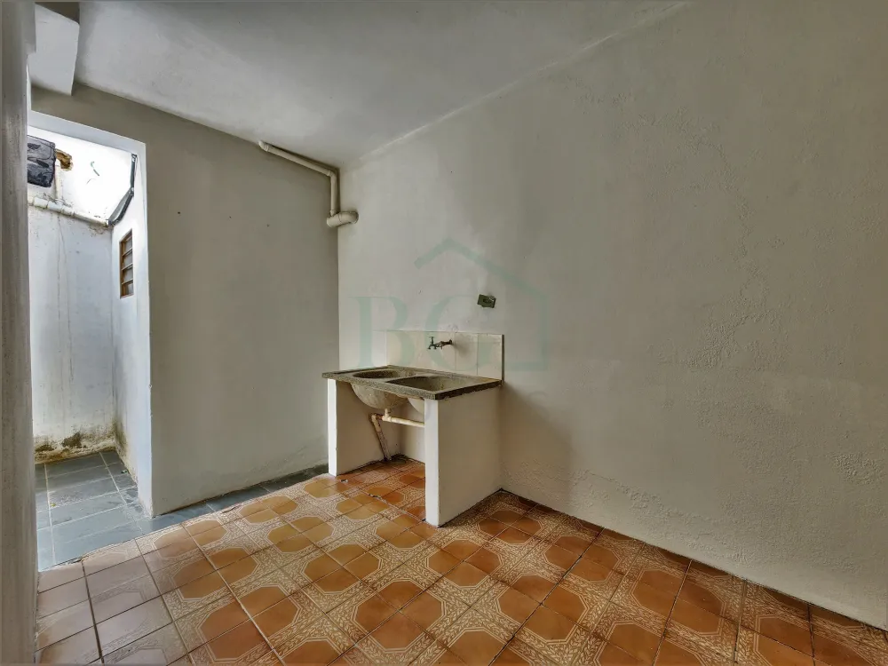 Casa para alugar com 2 quartos, 74m² - Foto 11