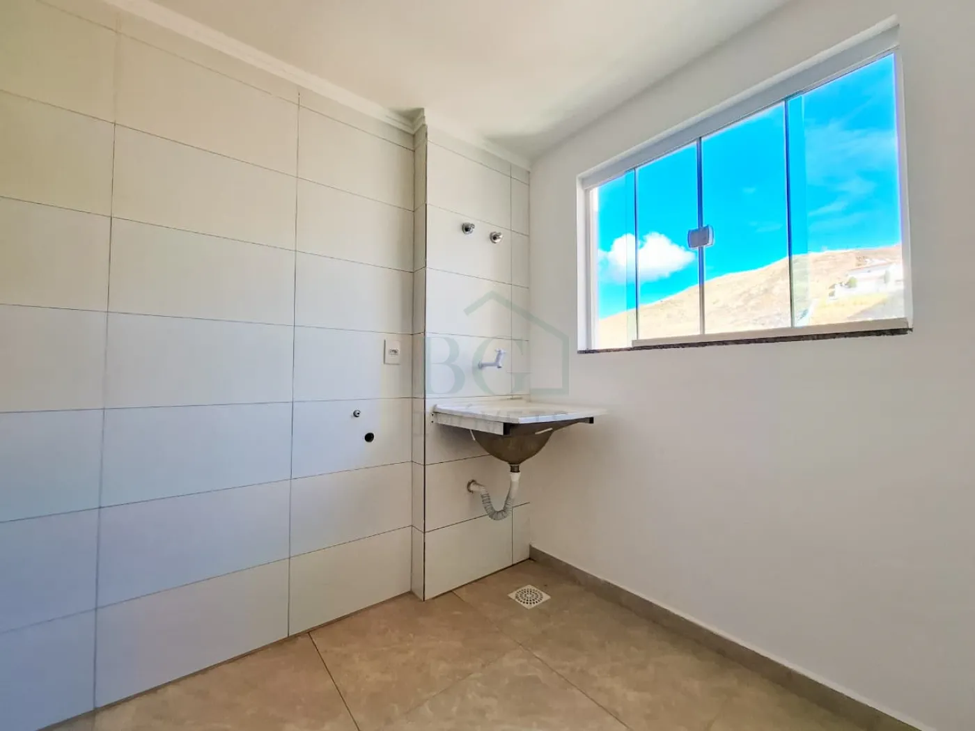 Apartamento para alugar com 2 quartos, 30m² - Foto 15