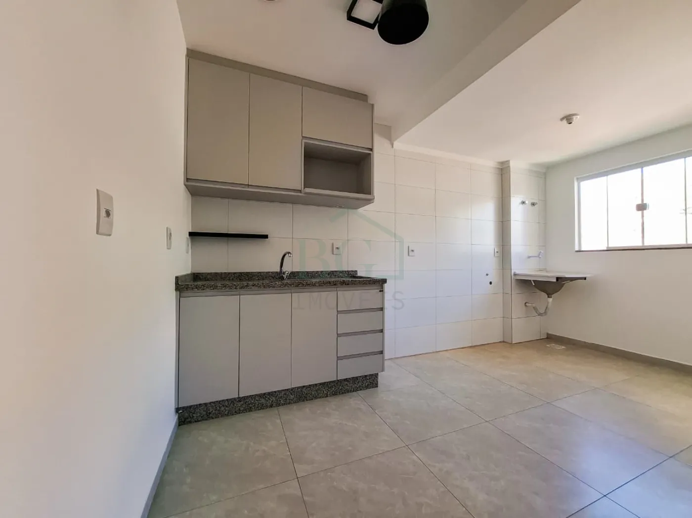 Apartamento para alugar com 2 quartos, 30m² - Foto 12