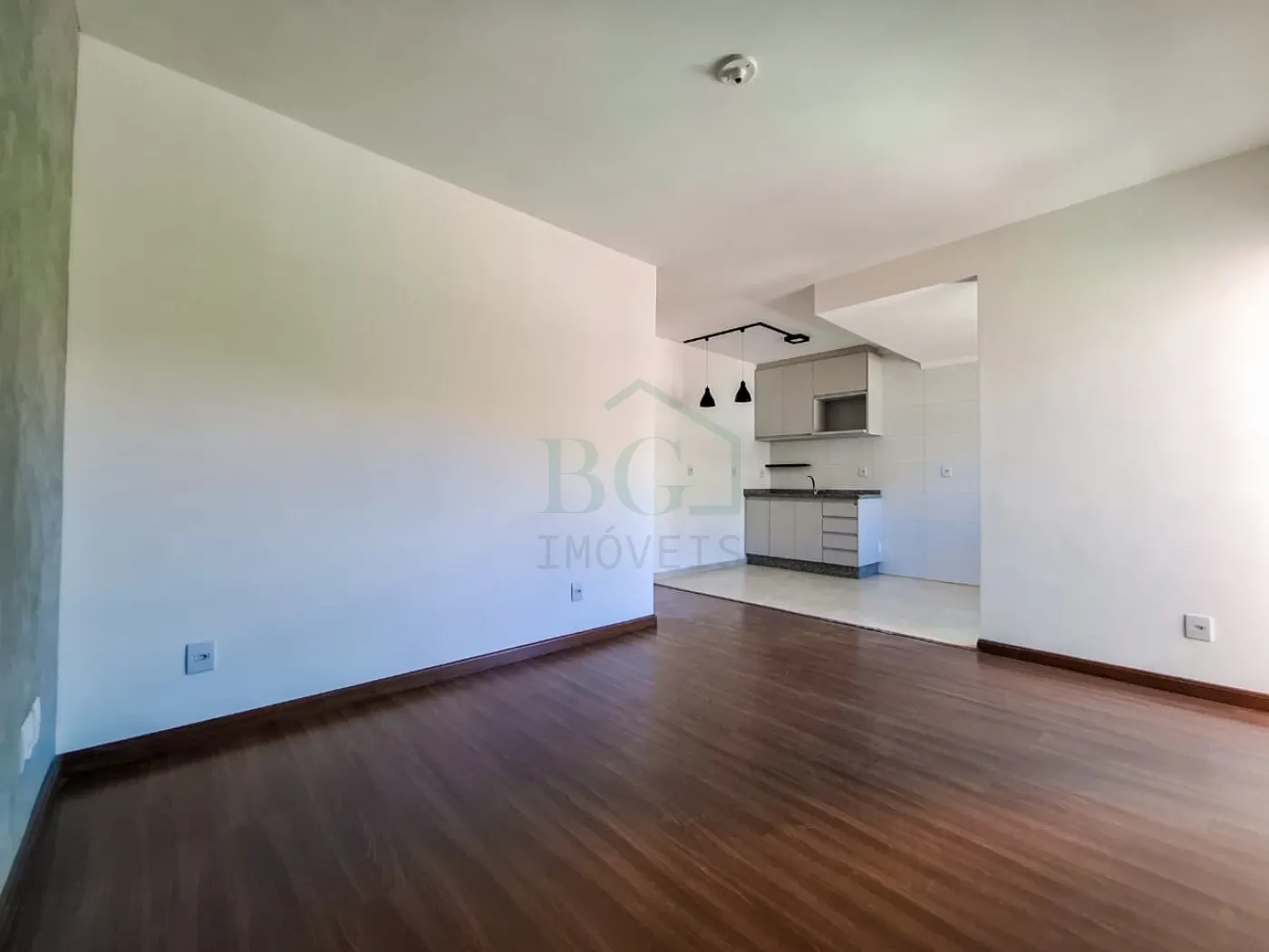 Apartamento para alugar com 2 quartos, 30m² - Foto 4