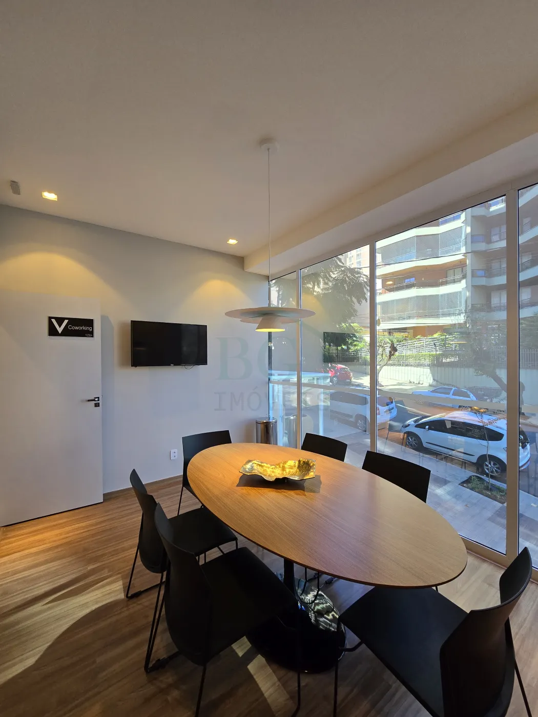 Apartamento à venda com 2 quartos, 65m² - Foto 4