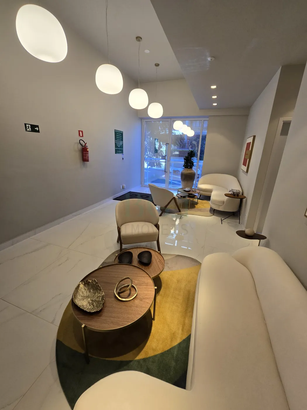 Apartamento à venda com 2 quartos, 65m² - Foto 13