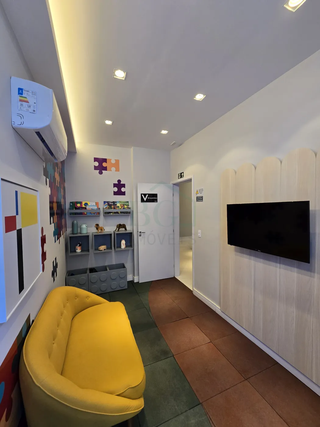 Apartamento à venda com 2 quartos, 65m² - Foto 23