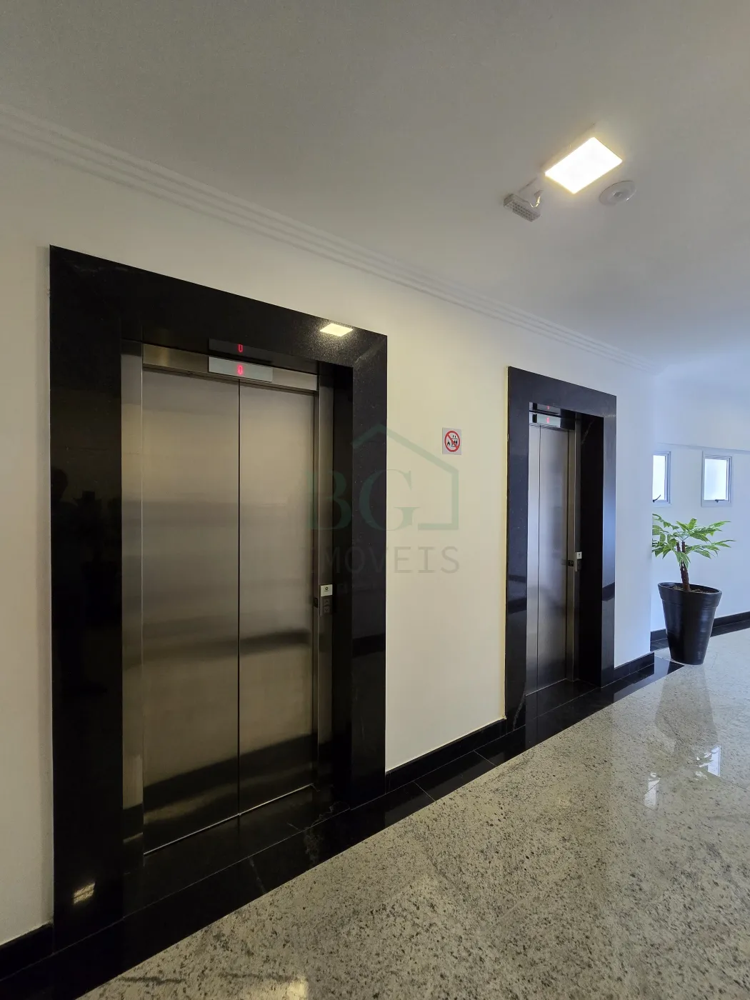 Apartamento à venda com 3 quartos, 144m² - Foto 6