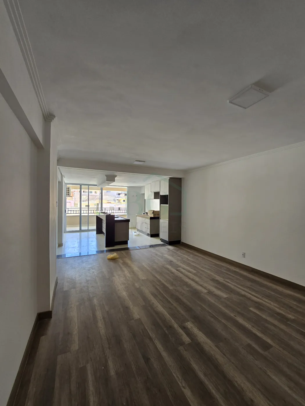 Apartamento à venda com 3 quartos, 144m² - Foto 9