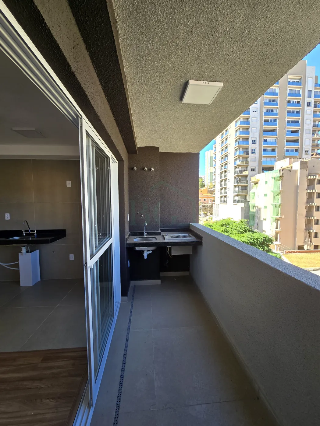 Apartamento à venda com 2 quartos, 65m² - Foto 32
