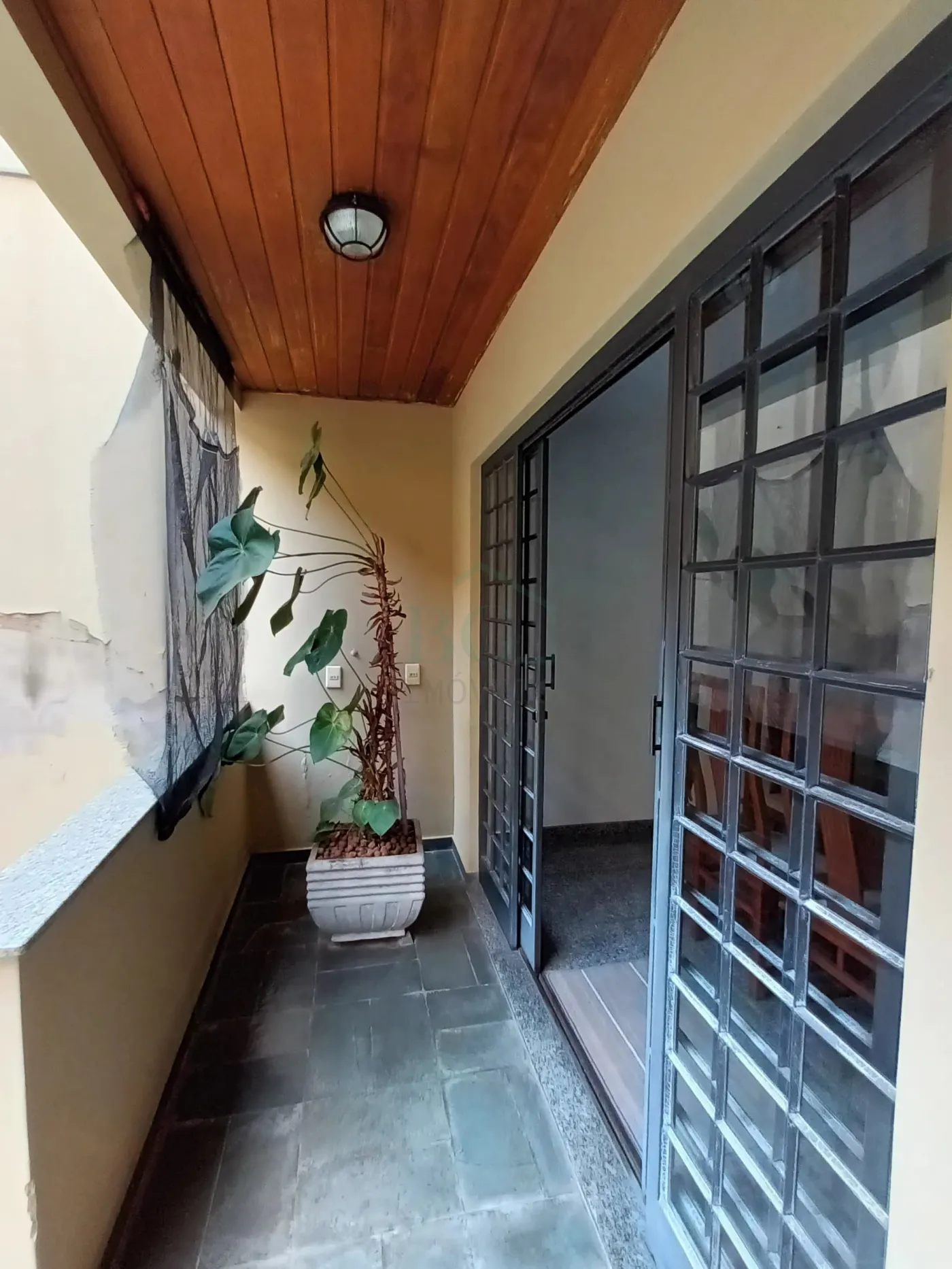 Casa à venda com 3 quartos, 225m² - Foto 5