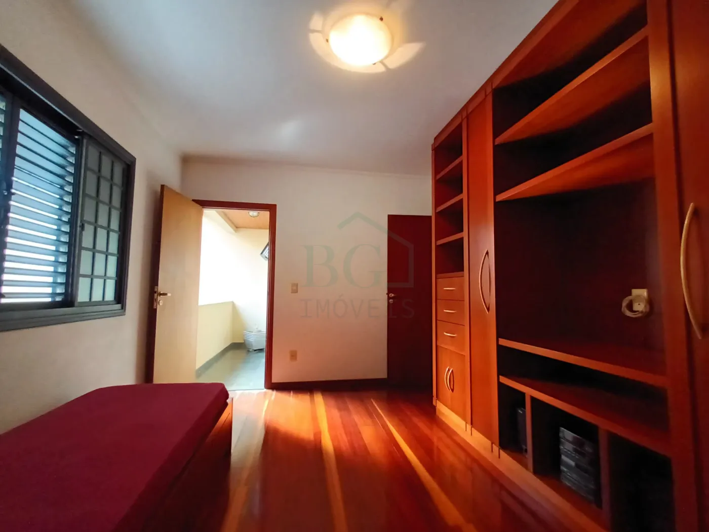 Casa à venda com 3 quartos, 225m² - Foto 16
