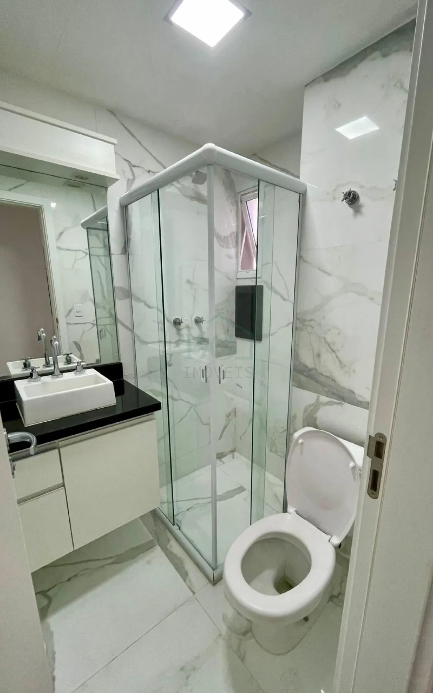 Apartamento à venda com 2 quartos, 83m² - Foto 11