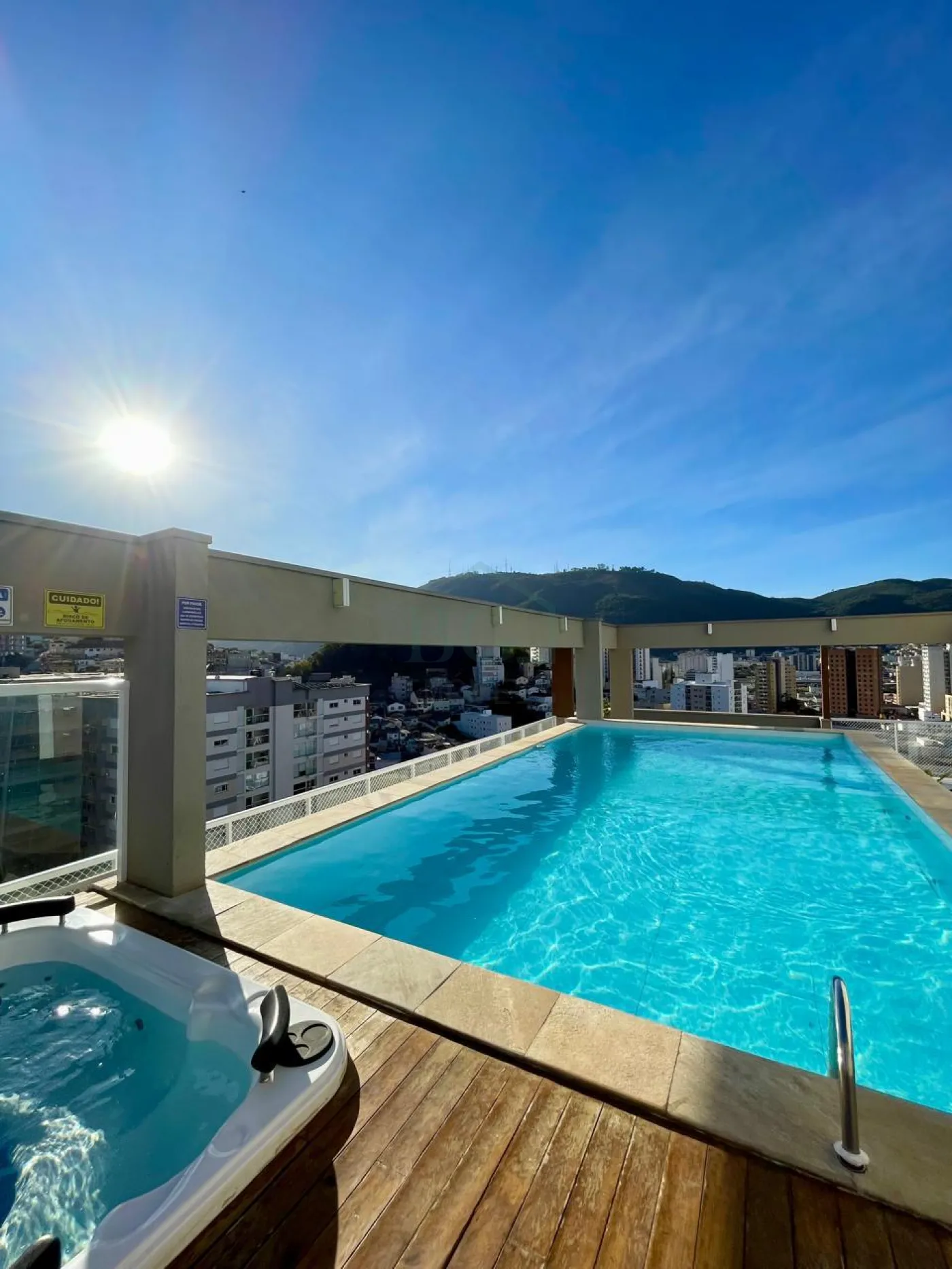 Apartamento à venda com 2 quartos, 83m² - Foto 18