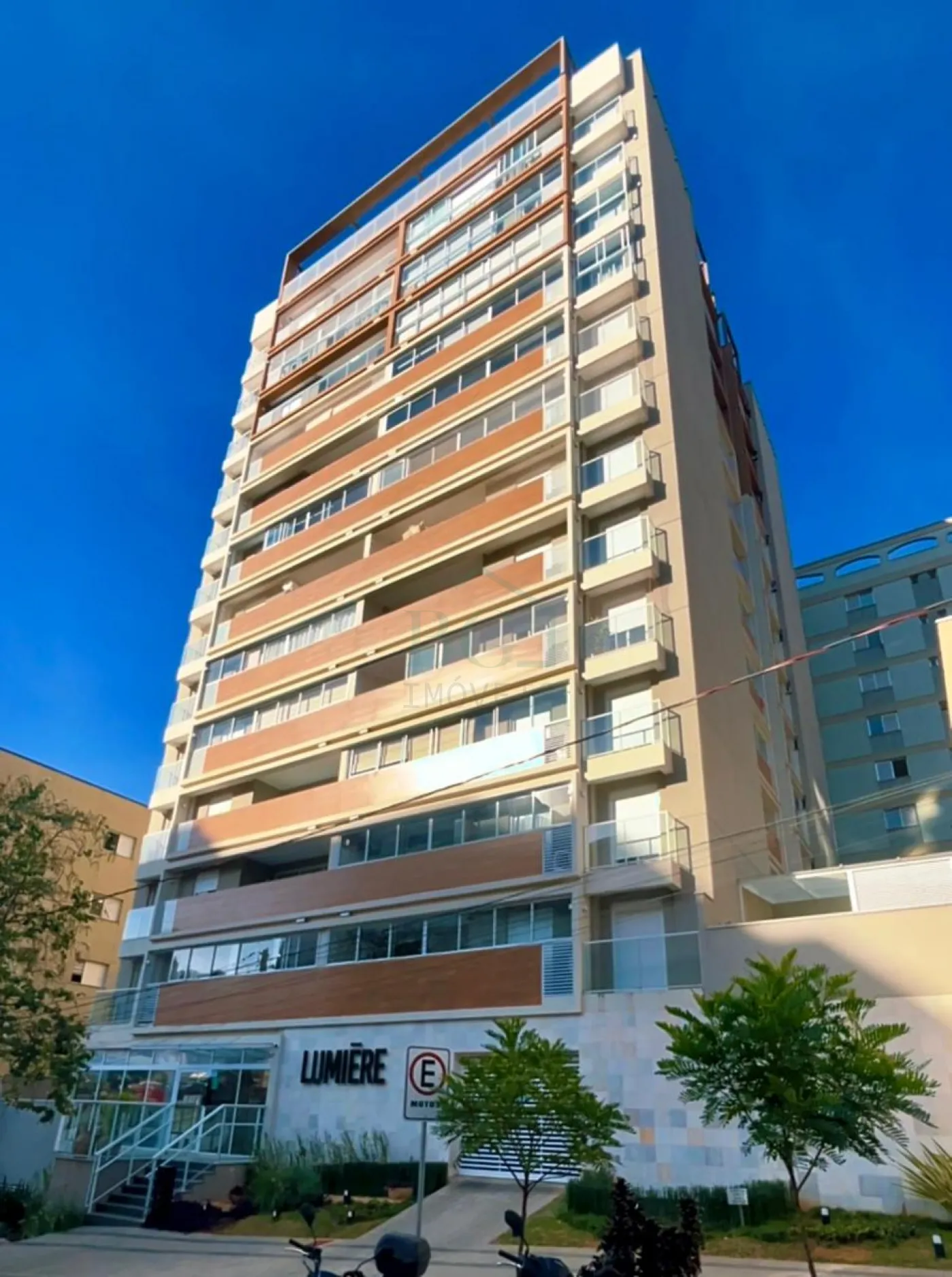 Apartamento à venda com 2 quartos, 83m² - Foto 1