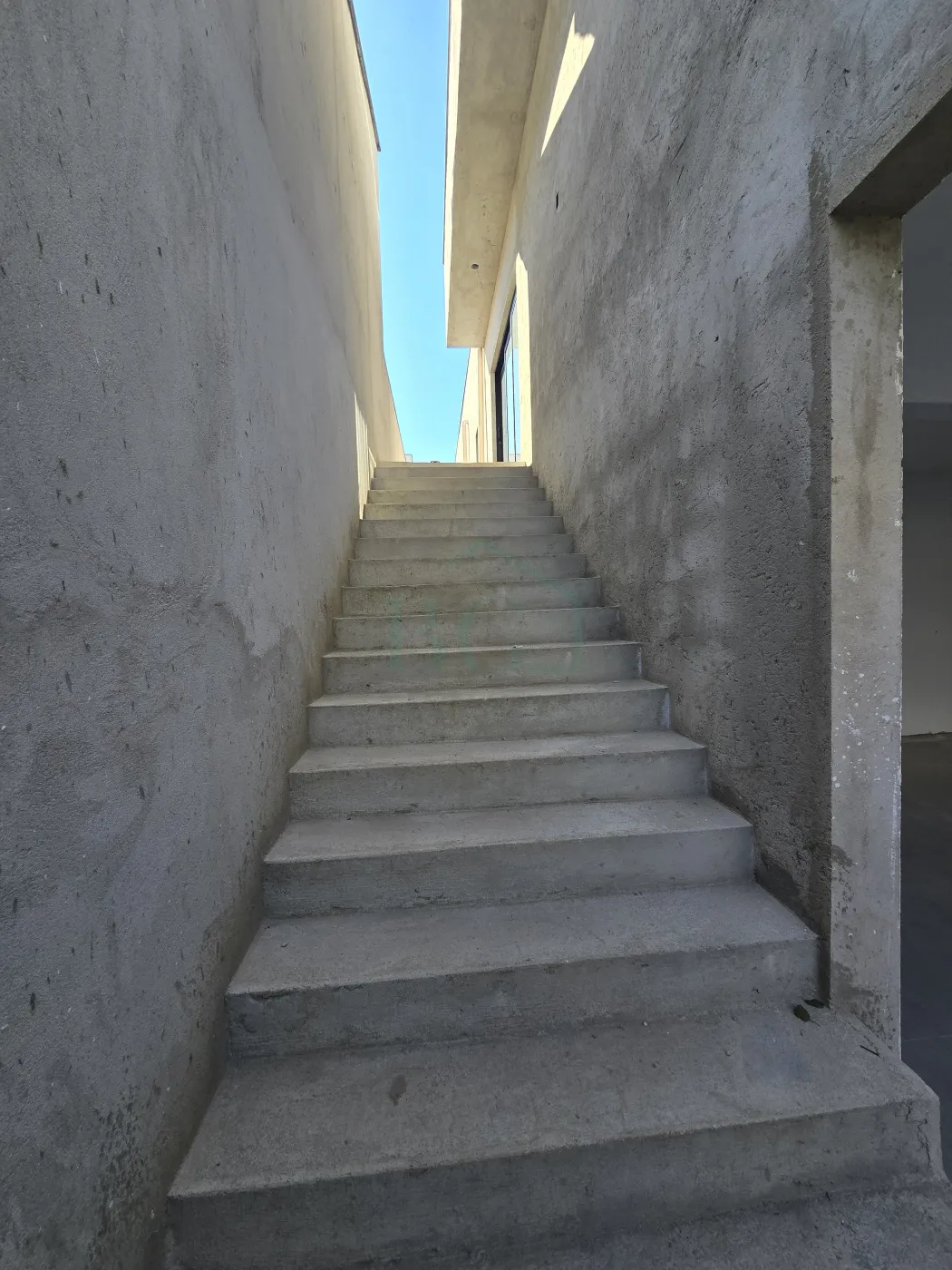 Casa à venda com 3 quartos, 205m² - Foto 4