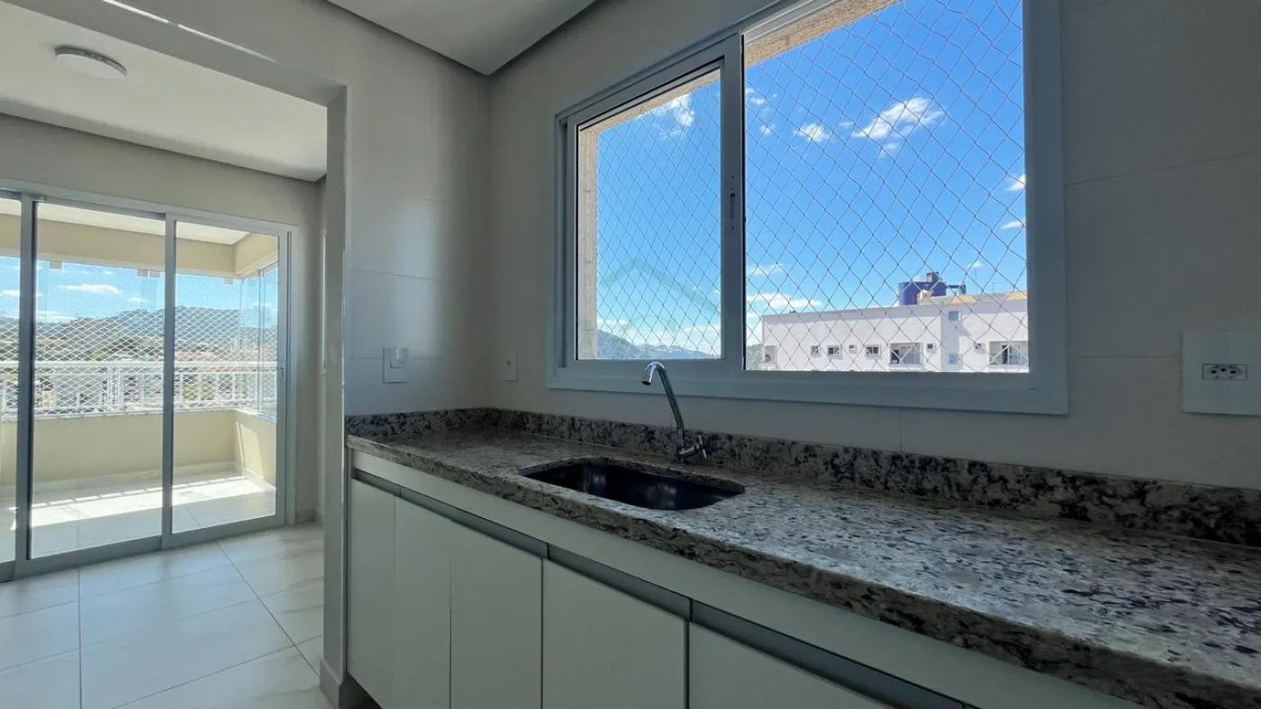 COZINHA Alugar Apartamentos / Padrão em Poços de Caldas R$ 3.200,00 - Foto 22