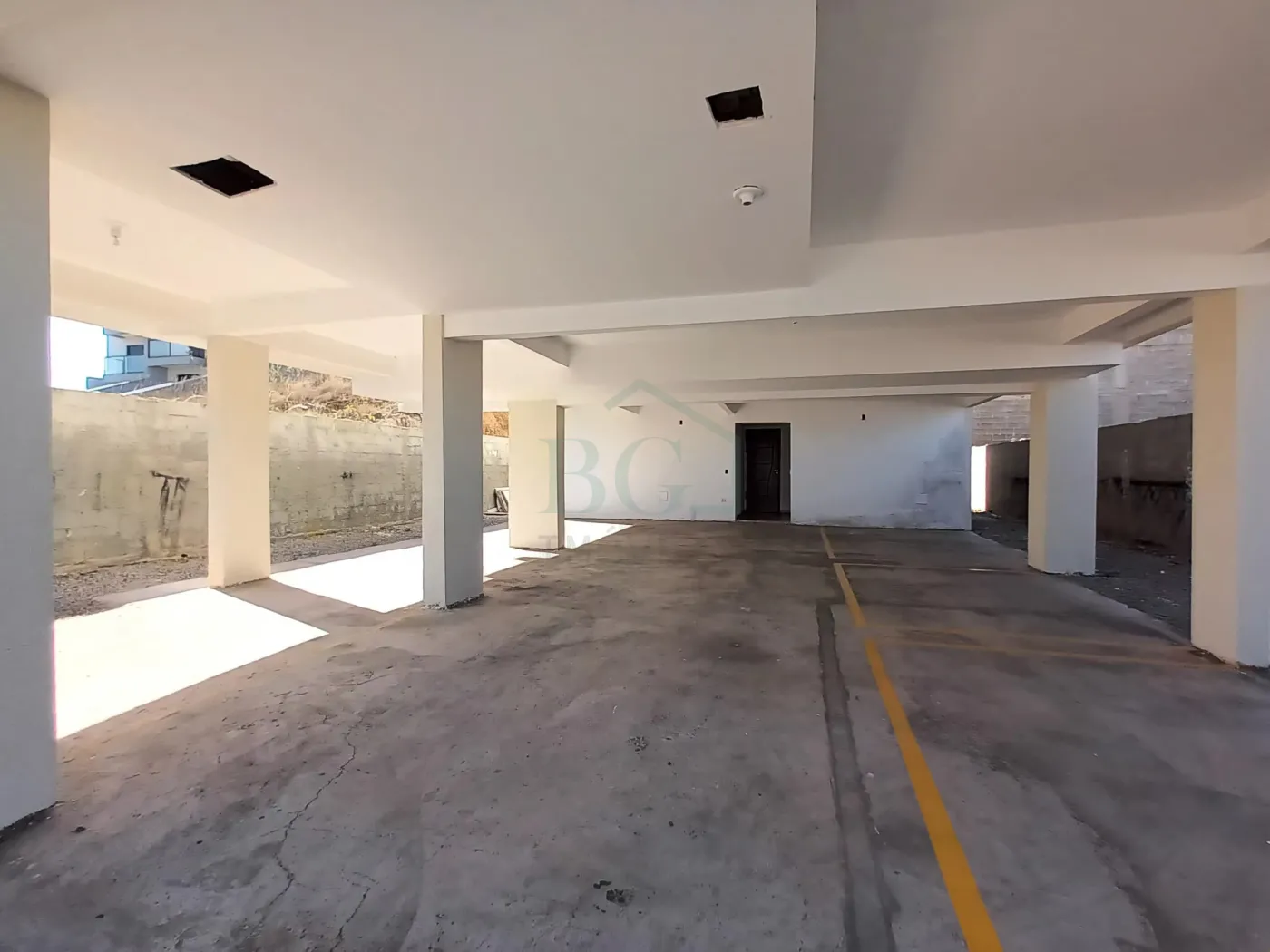 Cobertura à venda com 2 quartos, 100m² - Foto 2