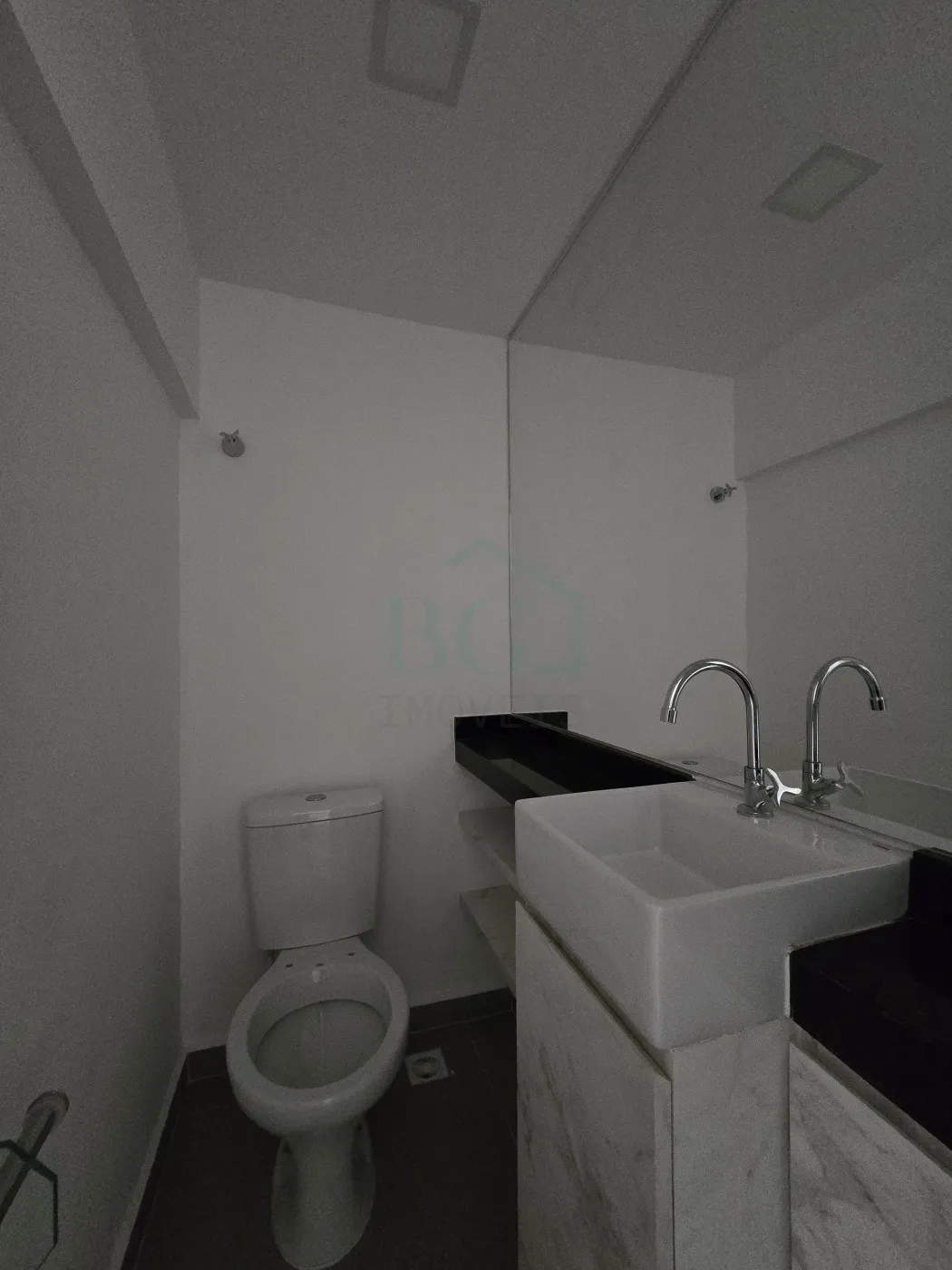Apartamento à venda com 2 quartos, 65m² - Foto 25