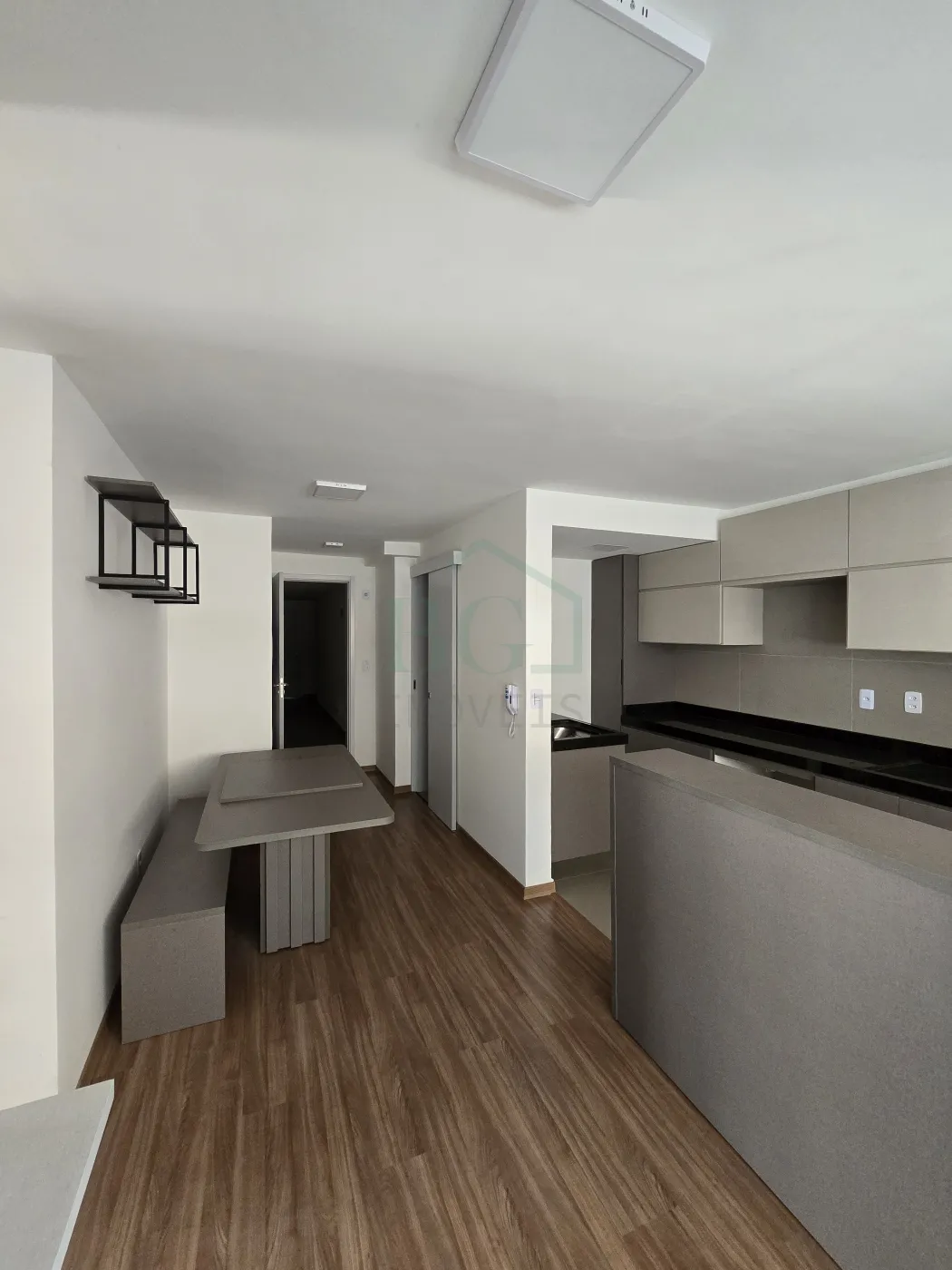 Apartamento à venda com 2 quartos, 65m² - Foto 35