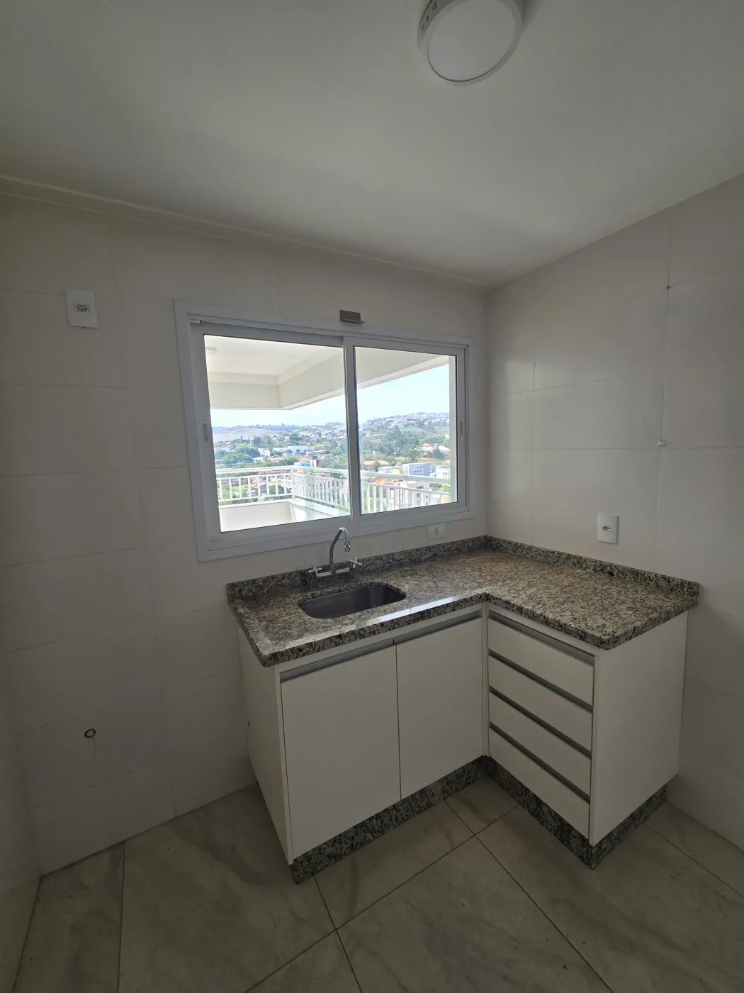 Apartamento à venda com 2 quartos, 73m² - Foto 11