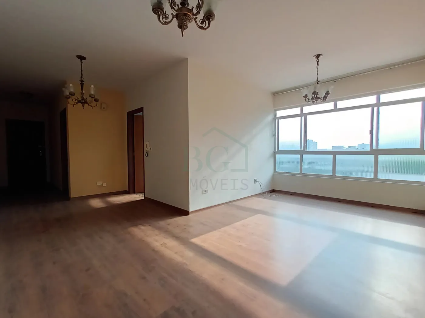 Apartamento à venda com 3 quartos, 104m² - Foto 3