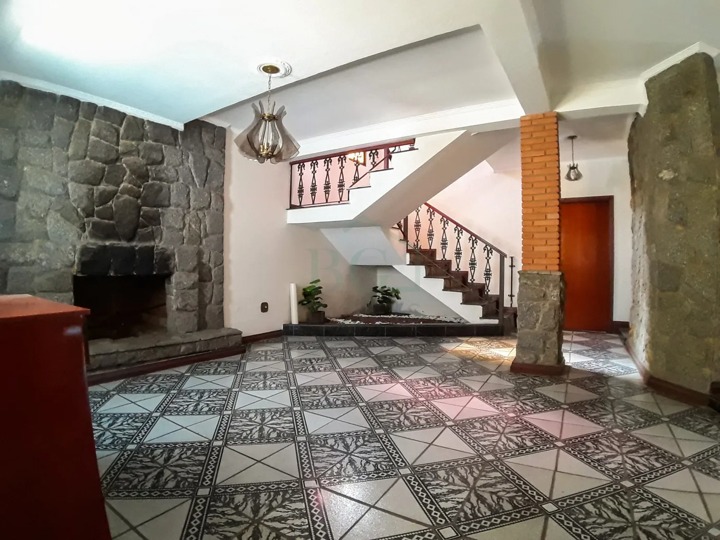 Casa à venda com 3 quartos, 353m² - Foto 4