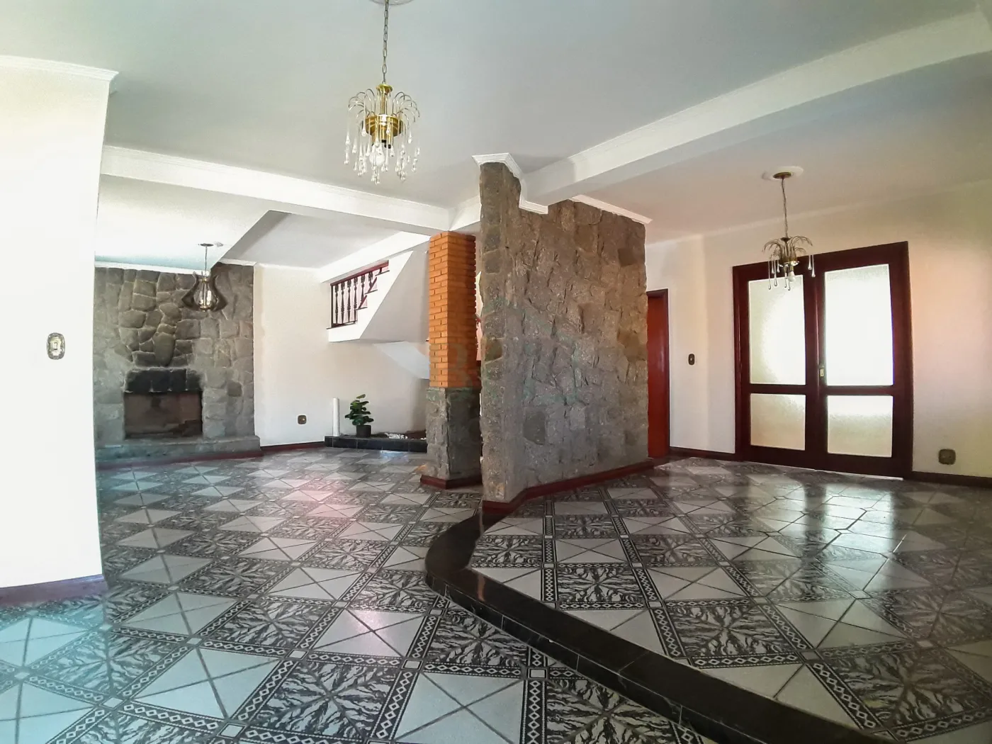 Casa à venda com 3 quartos, 353m² - Foto 3