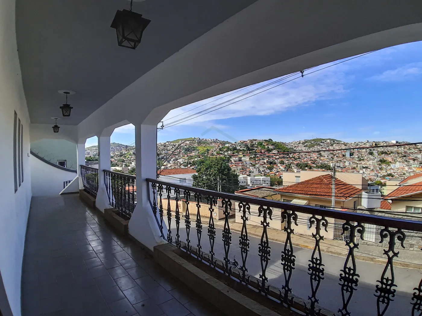 Casa à venda com 3 quartos, 353m² - Foto 22