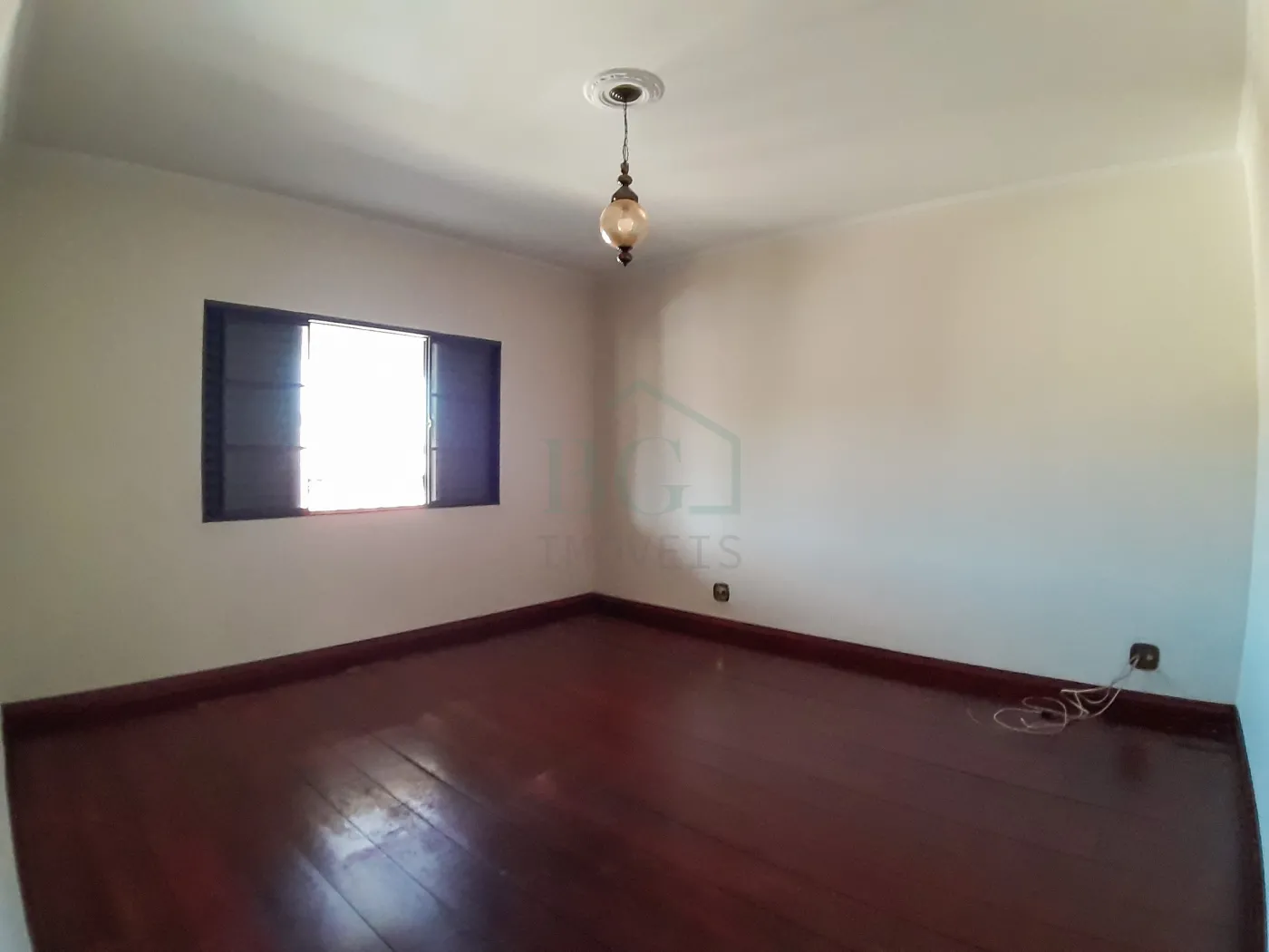 Casa à venda com 3 quartos, 353m² - Foto 9