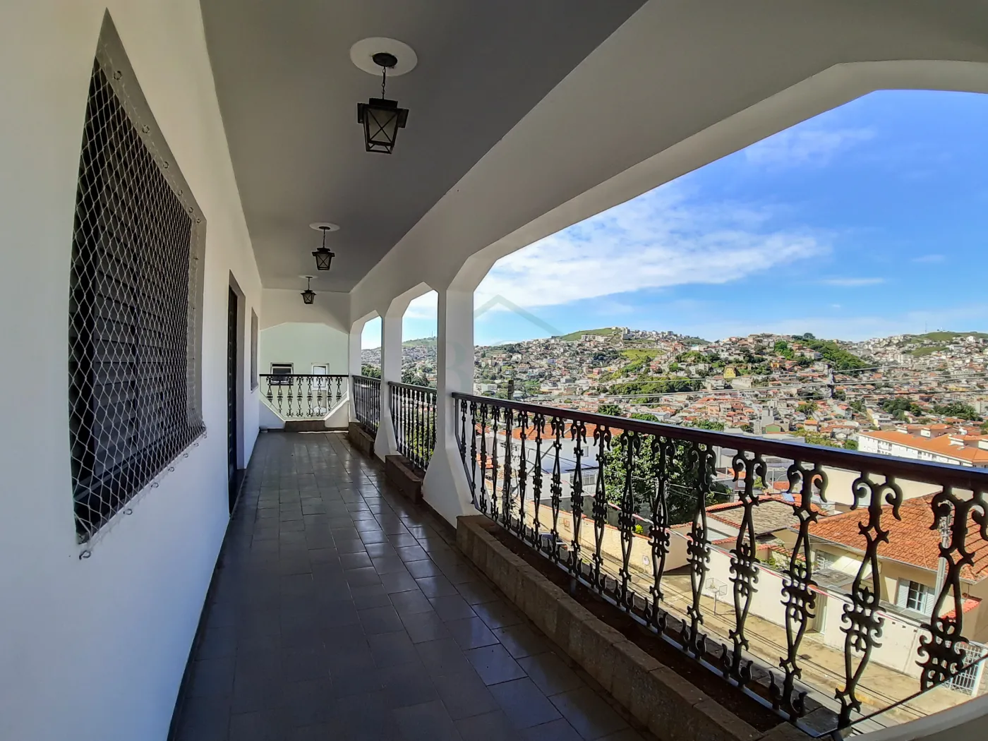 Casa à venda com 3 quartos, 353m² - Foto 23